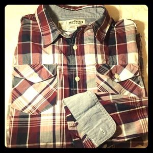 Men’s casual Plaid size large